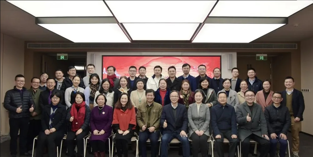 【聚焦全國兩會】省直屬工委舉行議政沙龍，俞則忠出席并做主題發言